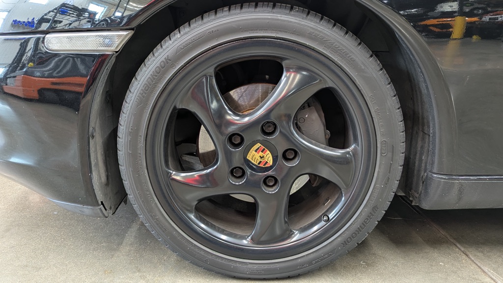 Photo 22 of this PORSCHE BOXSTER