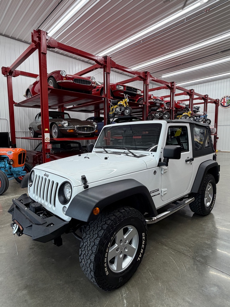 Photo 2 of this JEEP WRANGLER