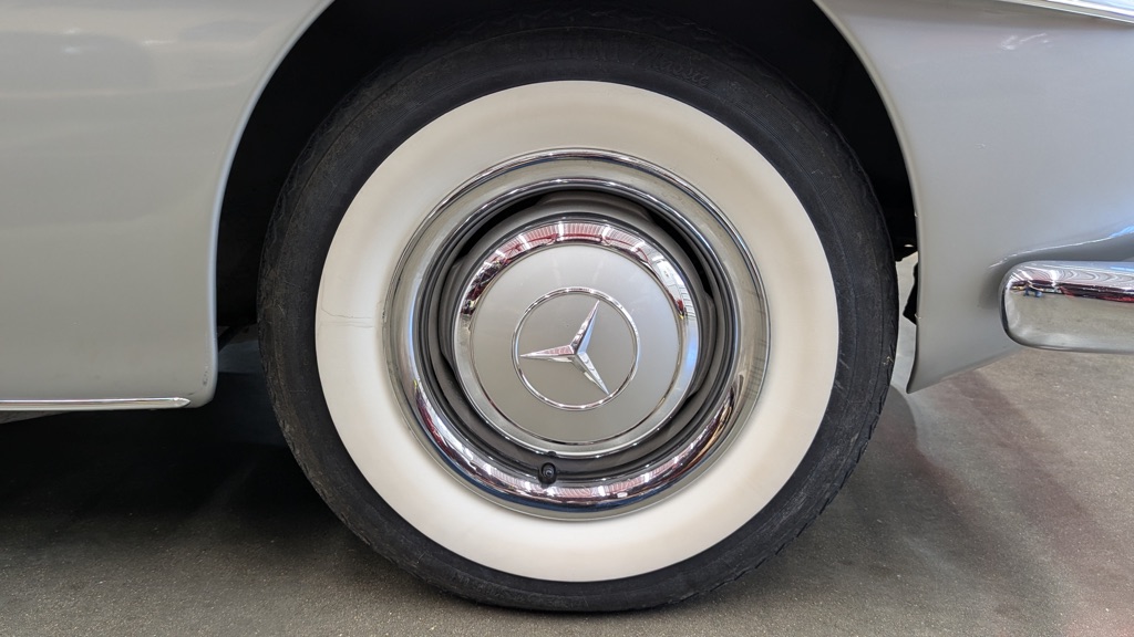 Photo 27 of this MERCEDES BENZ 190 SL