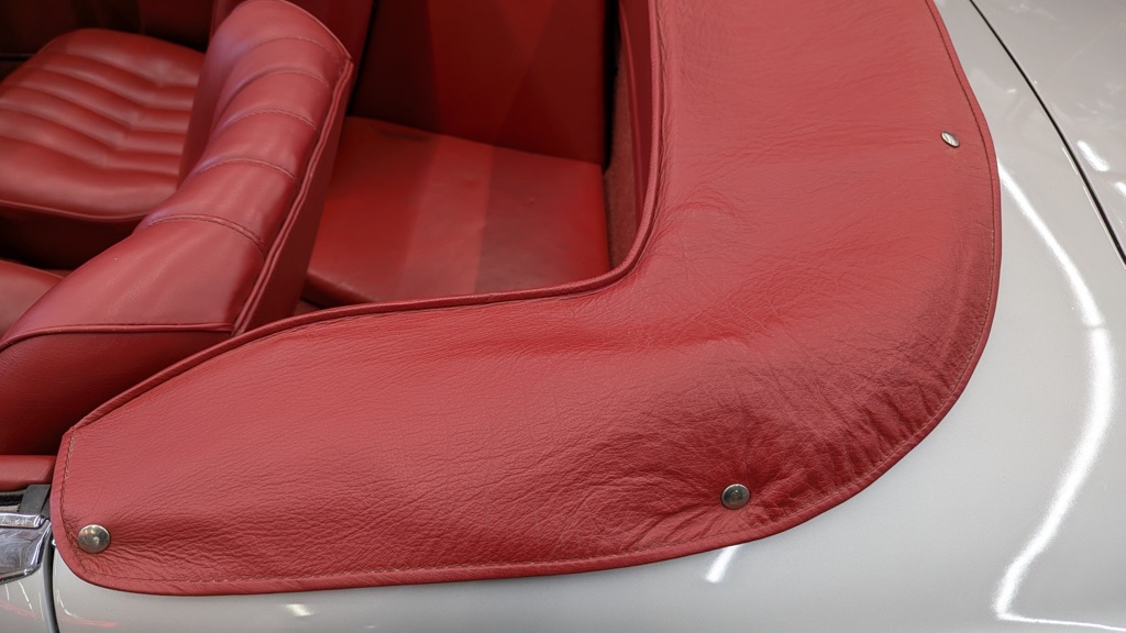 Photo 30 of this MERCEDES BENZ 190 SL