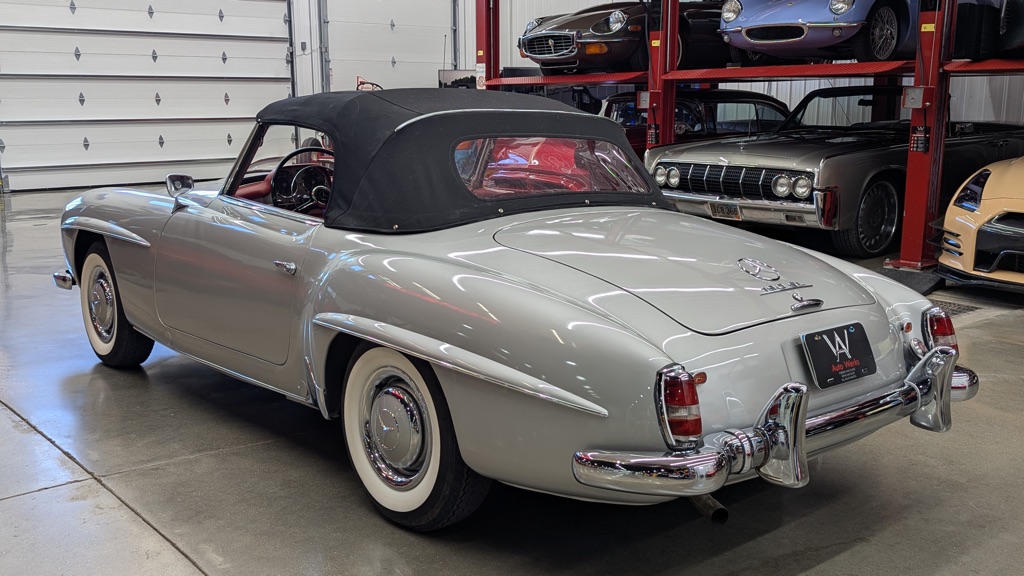 Photo 5 of this MERCEDES BENZ 190 SL