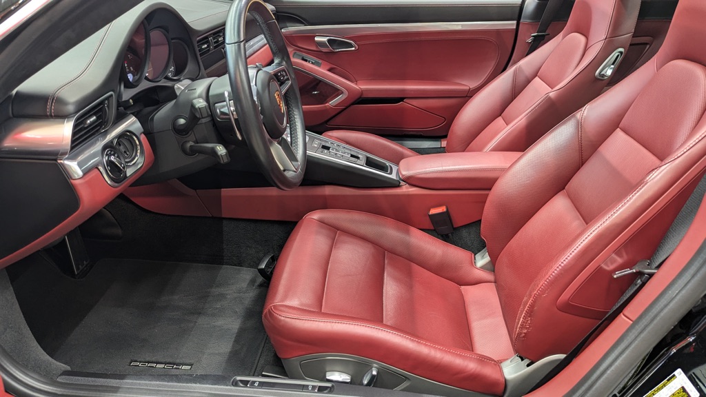 Photo 9 of this PORSCHE 911