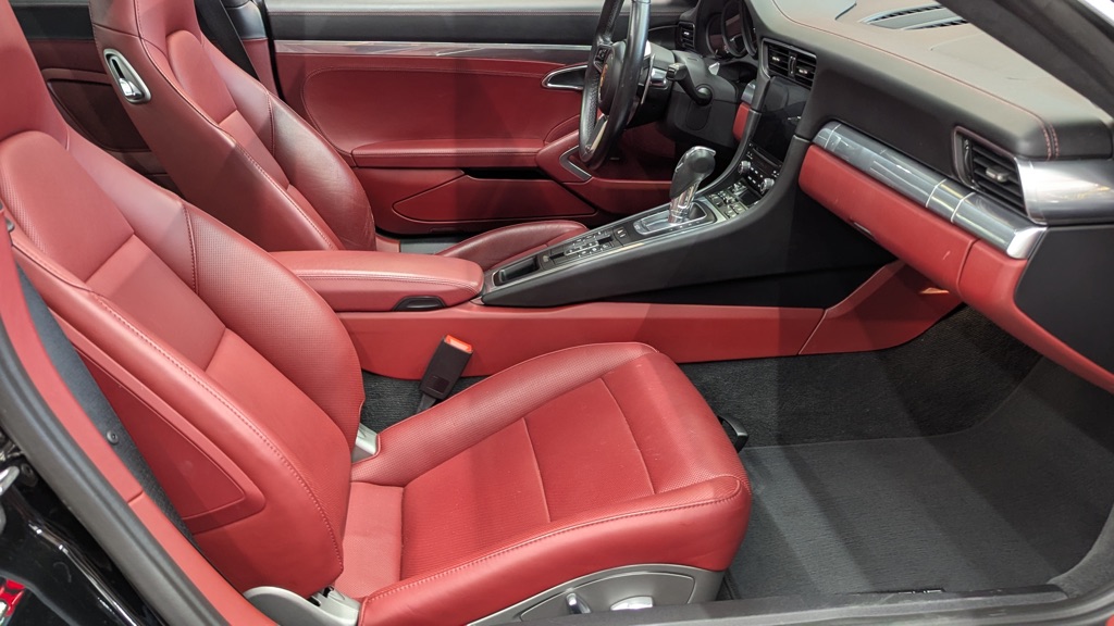Photo 10 of this PORSCHE 911