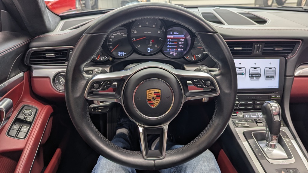 Photo 13 of this PORSCHE 911