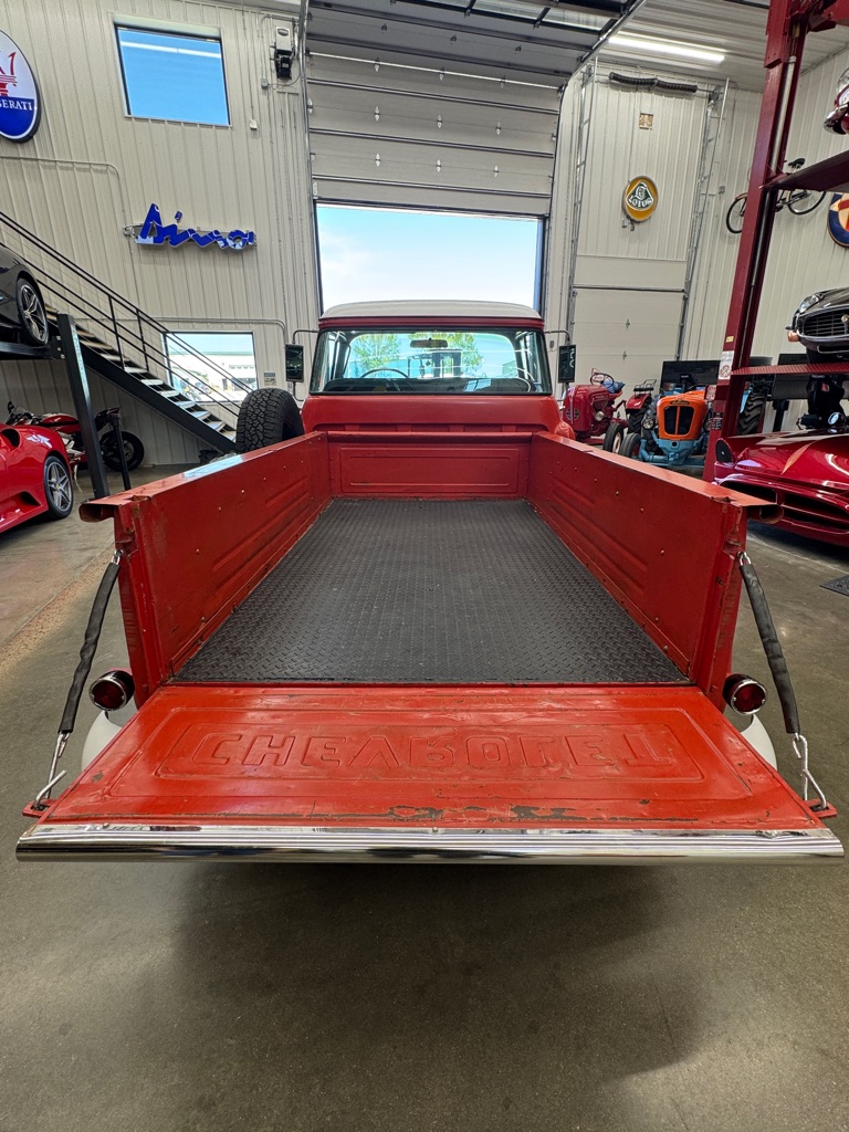 Photo 9 of this CHEVROLET 3200