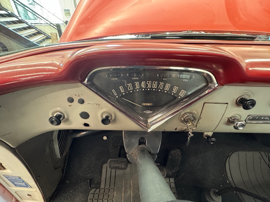 Photo 7 of this CHEVROLET 3200