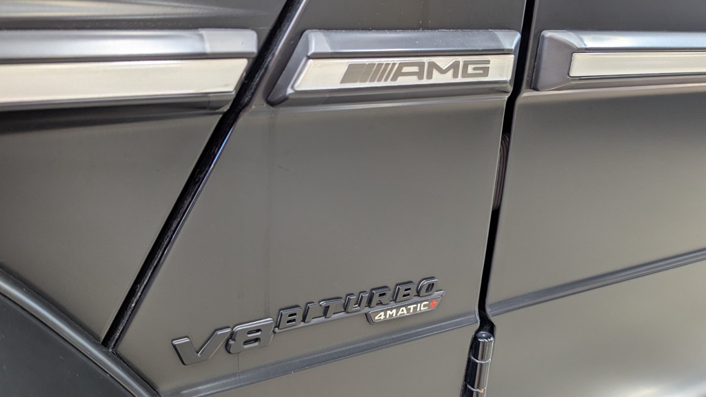 Photo 11 of this MERCEDES-BENZ G-CLASS