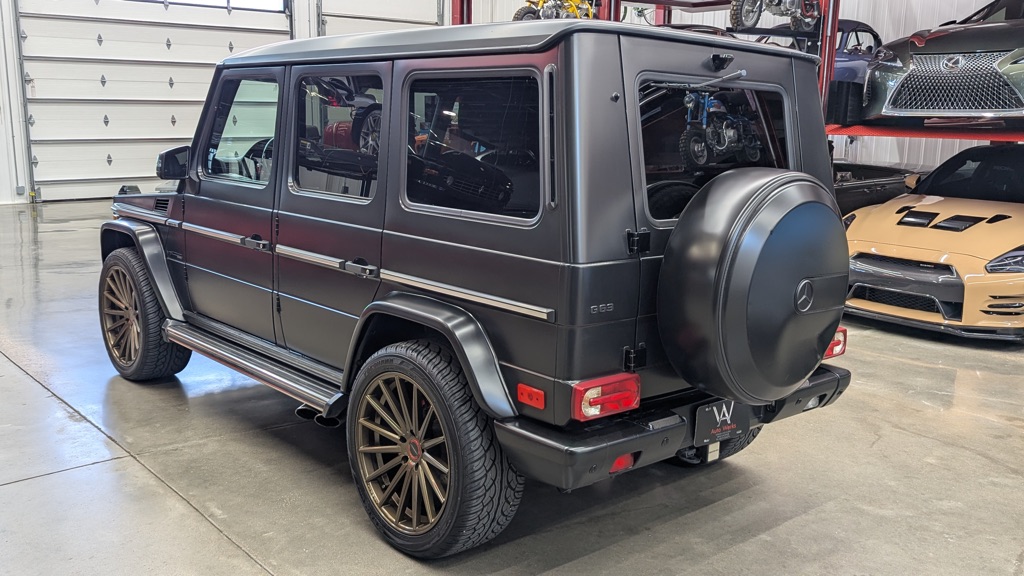 Photo 5 of this MERCEDES-BENZ G-CLASS