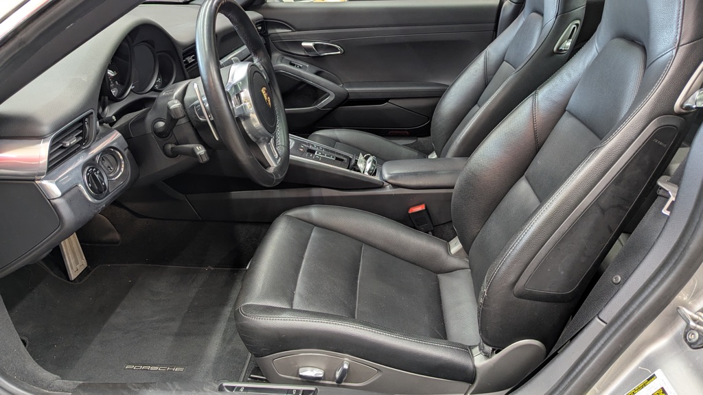 Photo 11 of this PORSCHE 911