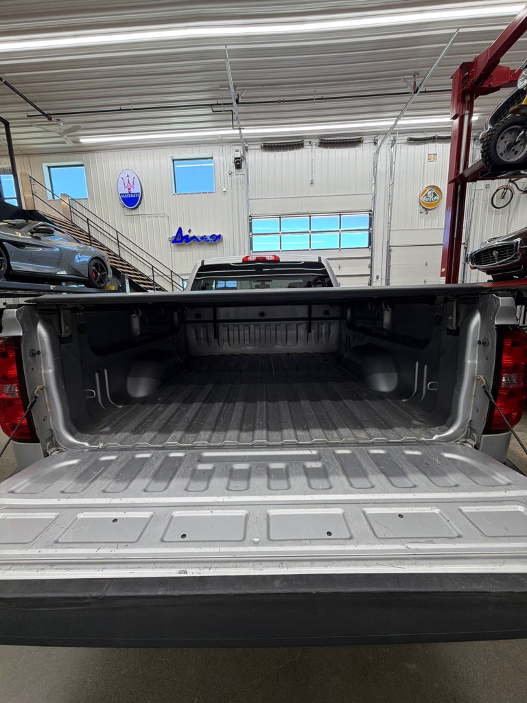 Photo 16 of this CHEVROLET SILVERADO 1500