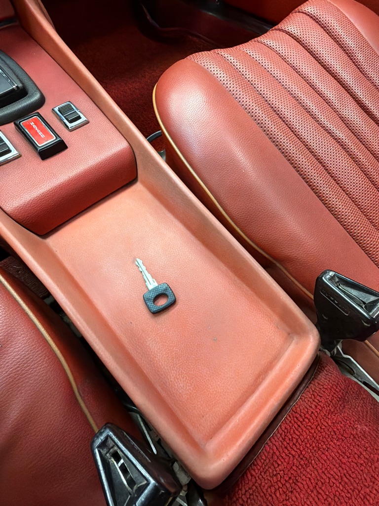 Photo 12 of this MERCEDES BENZ 450SL