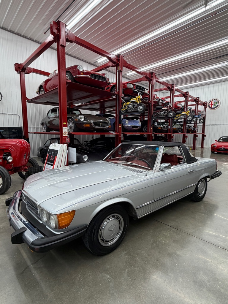 Photo 2 of this MERCEDES BENZ 450SL