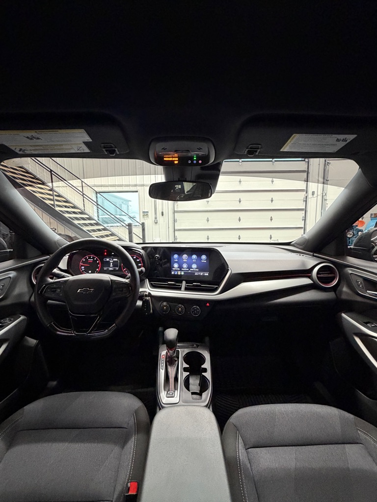 Photo 10 of this CHEVROLET TRAX
