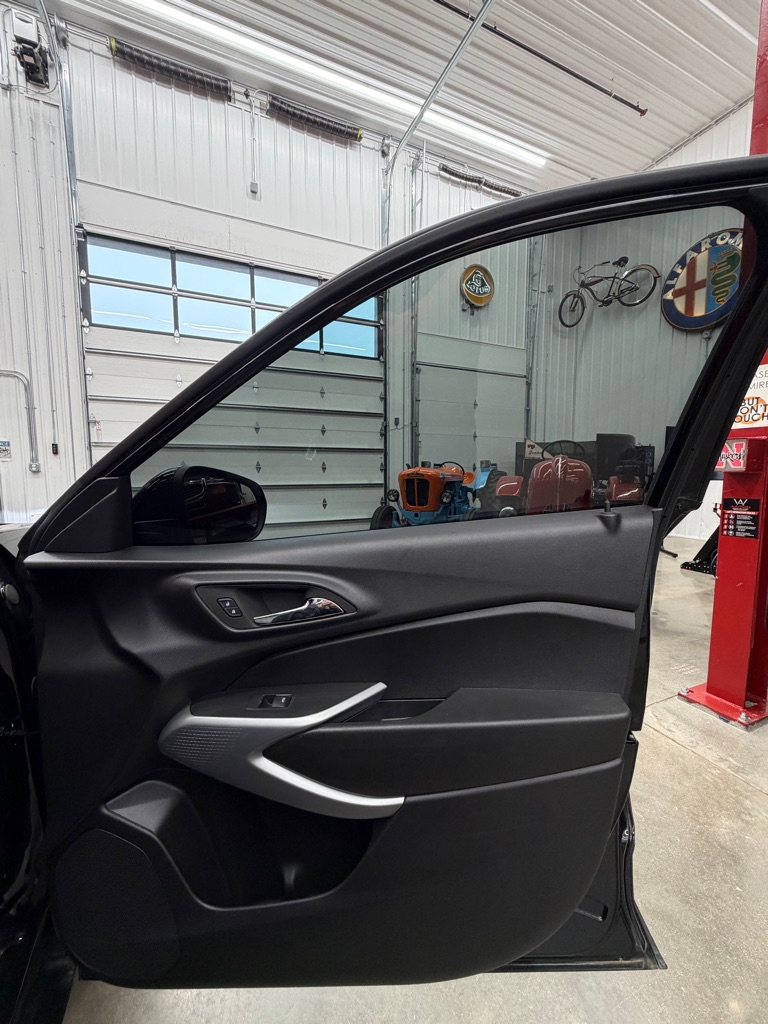 Photo 17 of this CHEVROLET TRAX