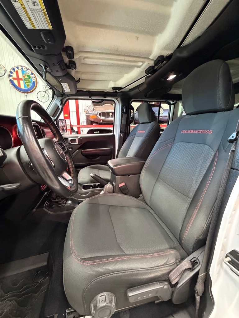 Photo 5 of this JEEP WRANGLER UNLIMI
