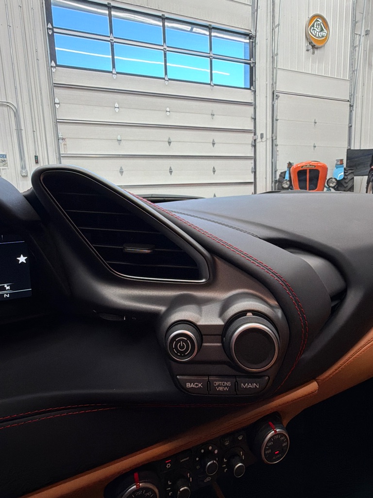 Photo 14 of this FERRARI 488 GTB