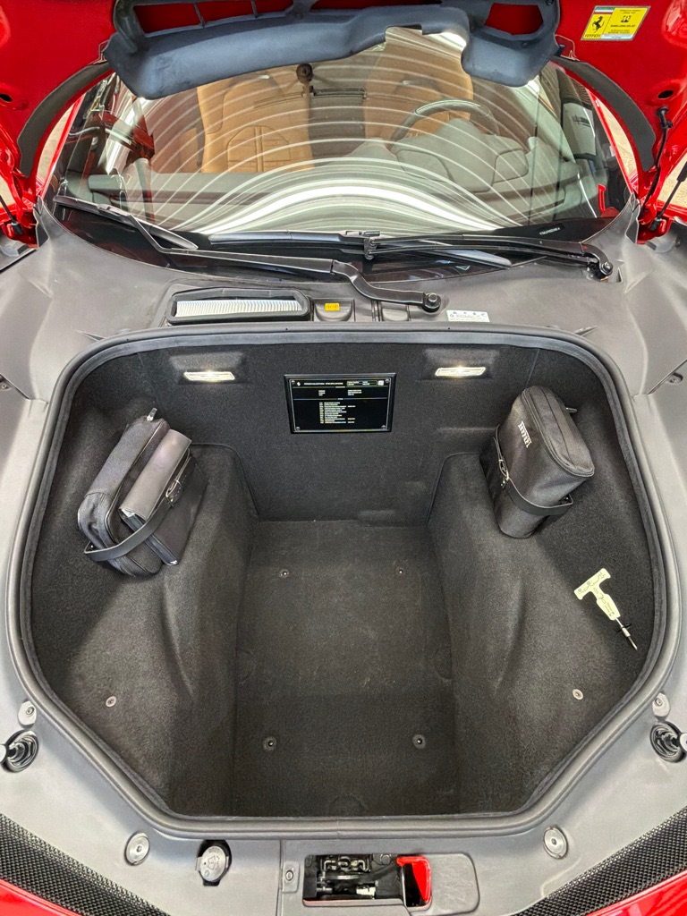 Photo 24 of this FERRARI 488 GTB
