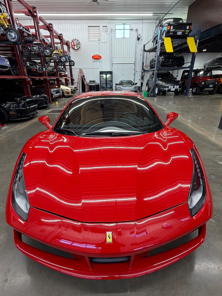 Photo 3 of this FERRARI 488 GTB