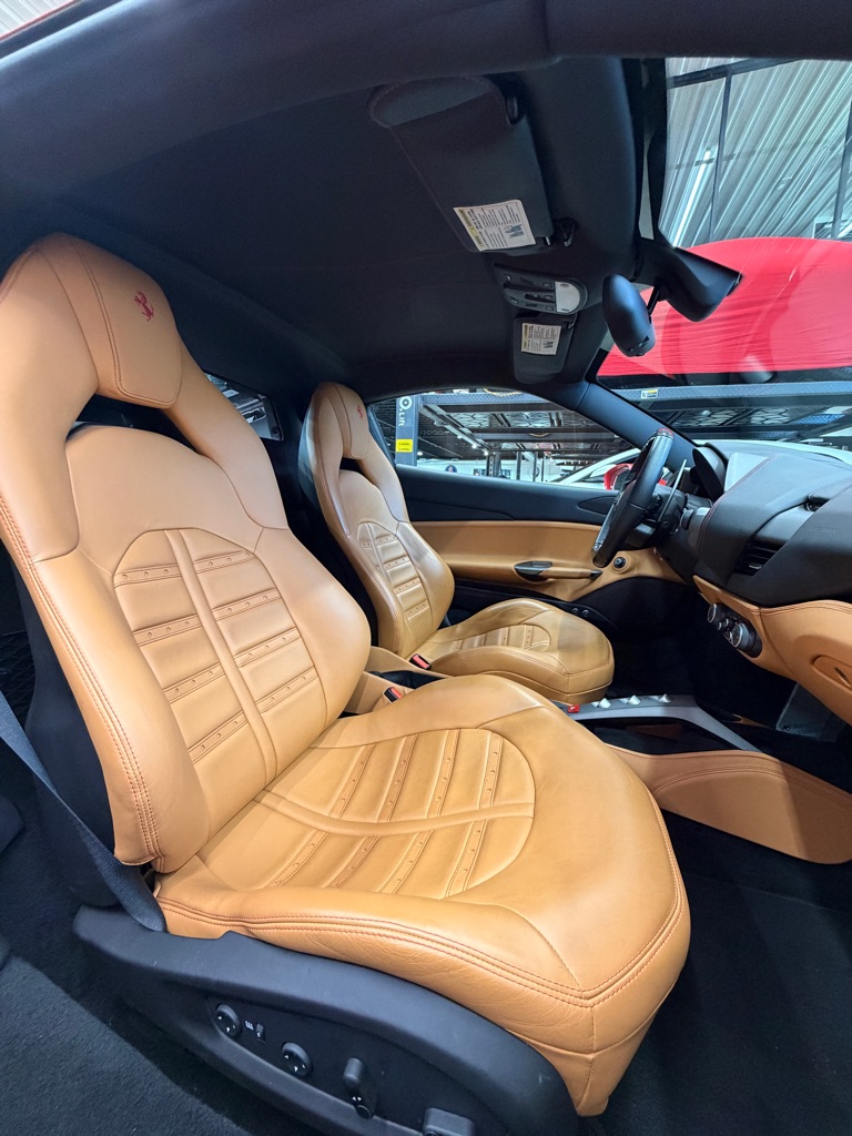 Photo 8 of this FERRARI 488 GTB