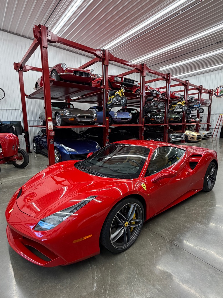 Photo 2 of this FERRARI 488 GTB