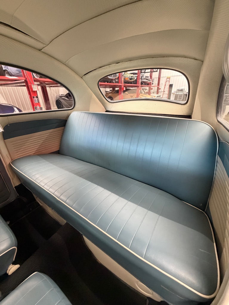 Photo 8 of this VOLKSWAGEN BEETLE