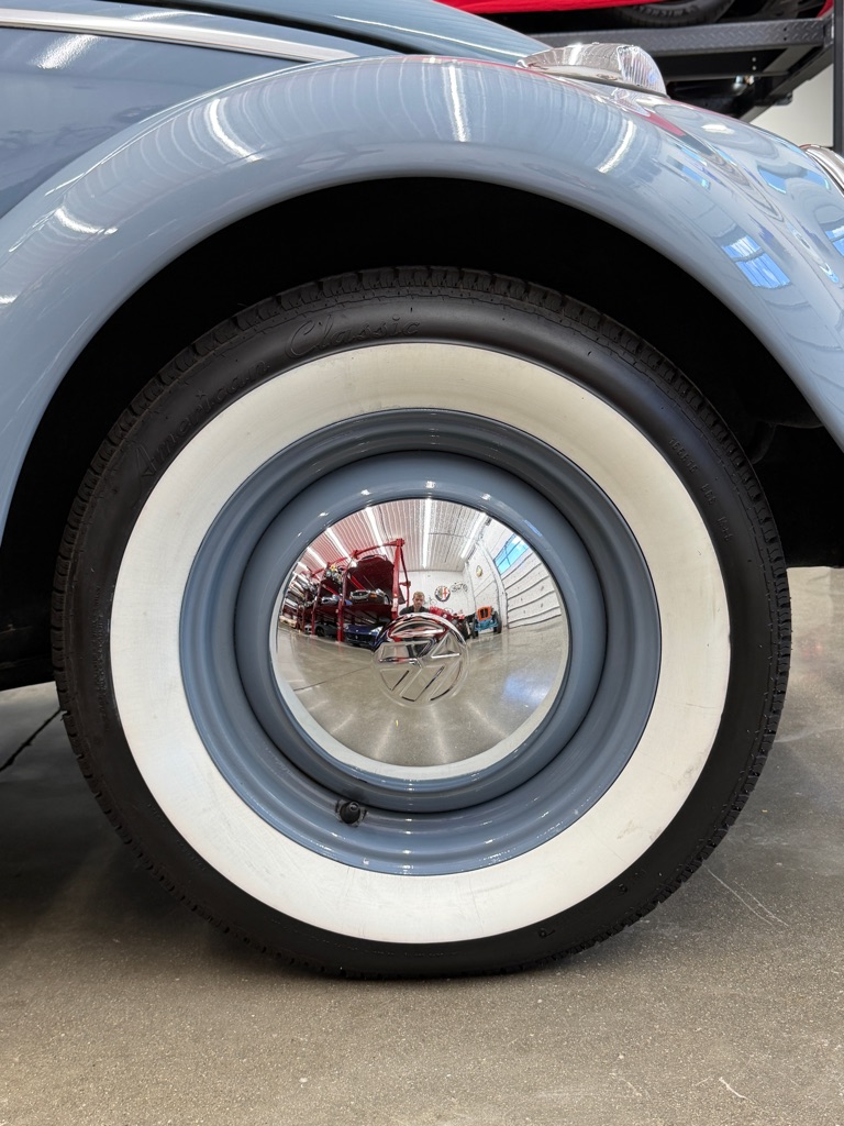 Photo 18 of this VOLKSWAGEN BEETLE