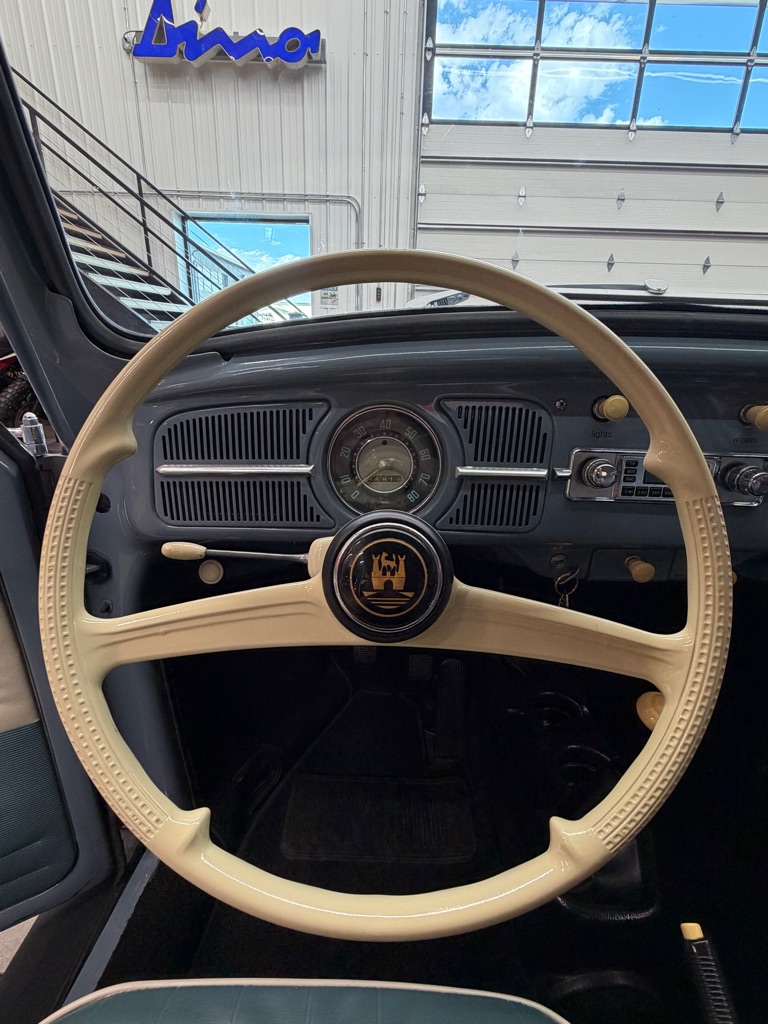 Photo 11 of this VOLKSWAGEN BEETLE