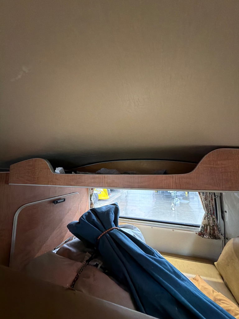 Photo 33 of this VOLKSWAGEN WESTFALIA