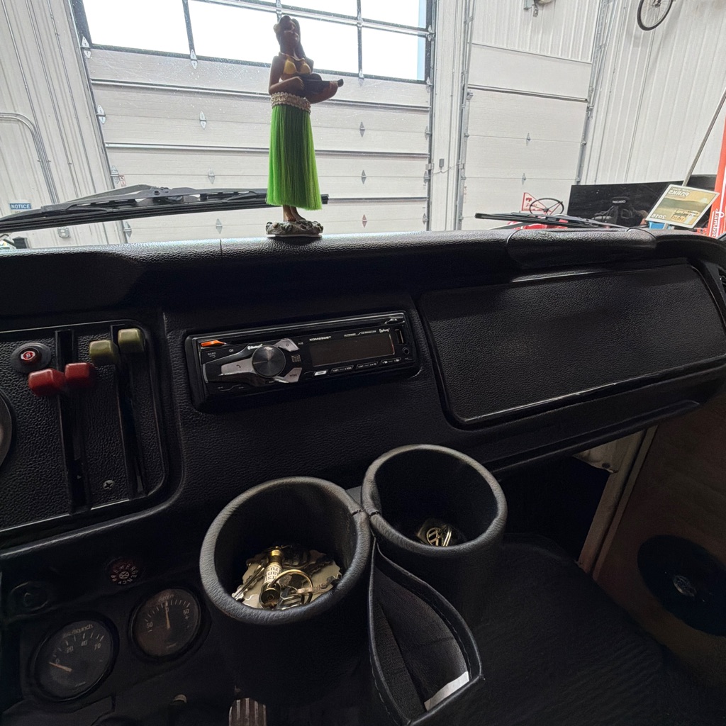 Photo 11 of this VOLKSWAGEN WESTFALIA