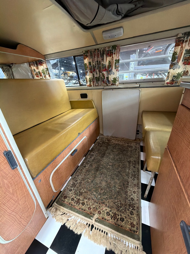 Photo 25 of this VOLKSWAGEN WESTFALIA