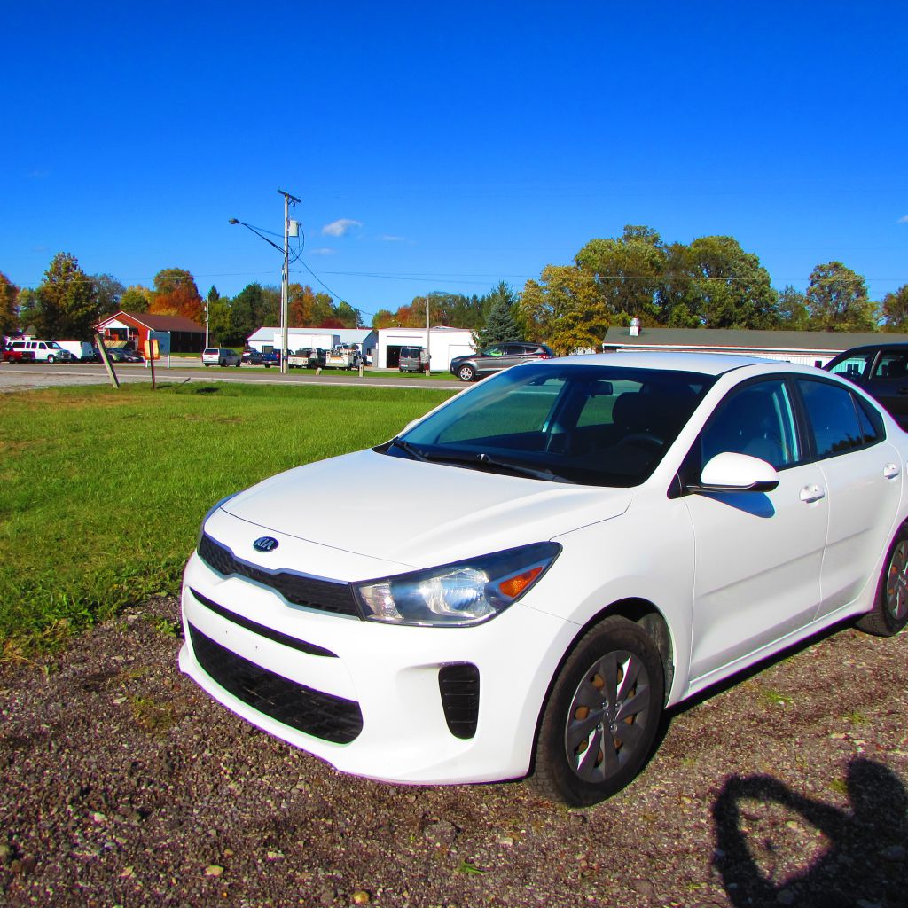 2019 Kia RIO S's photo
