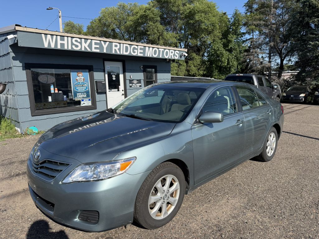 Green 2011 Toyota Camry Sedan Front-Wheel Drive Automatic