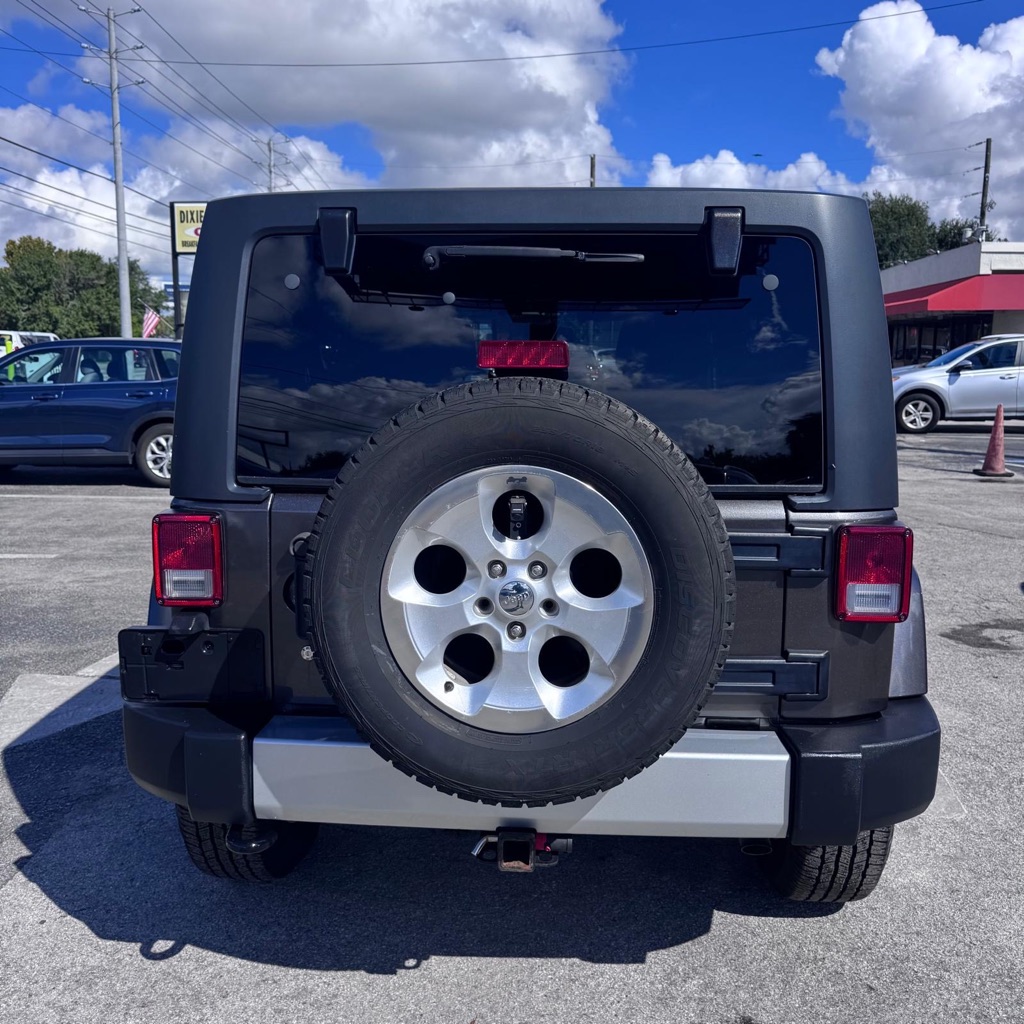 Photo 5 of this JEEP WRANGLER UNLIMI