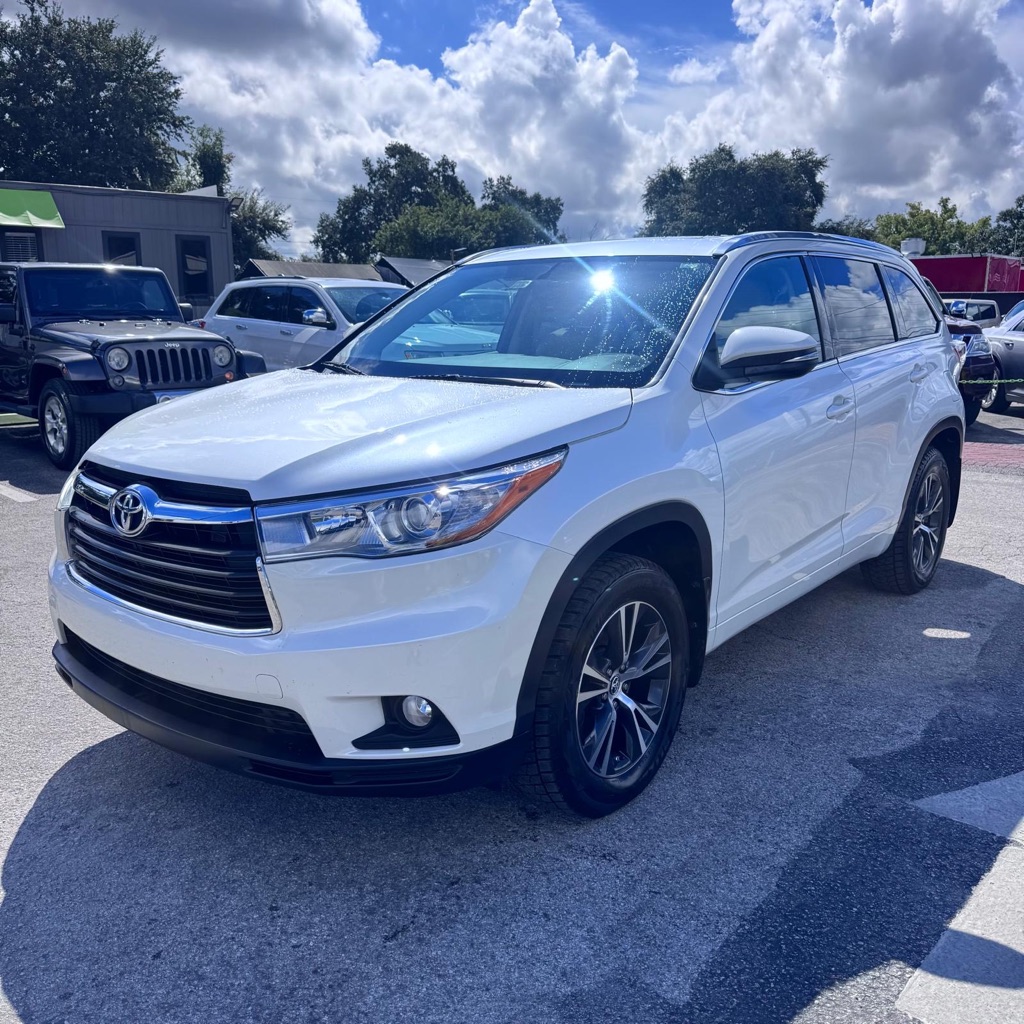 2016 TOYOTA HIGHLANDER