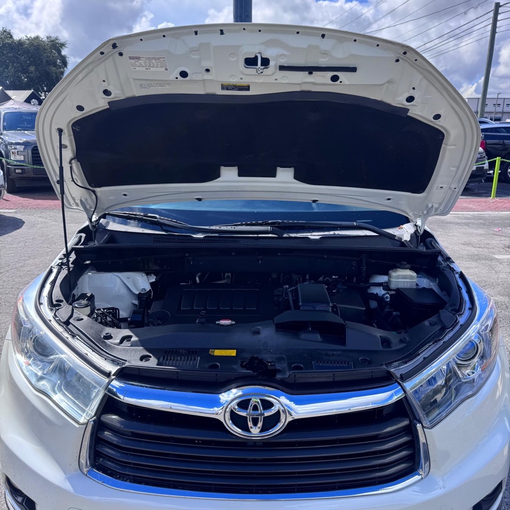 Photo 15 of this TOYOTA HIGHLANDER