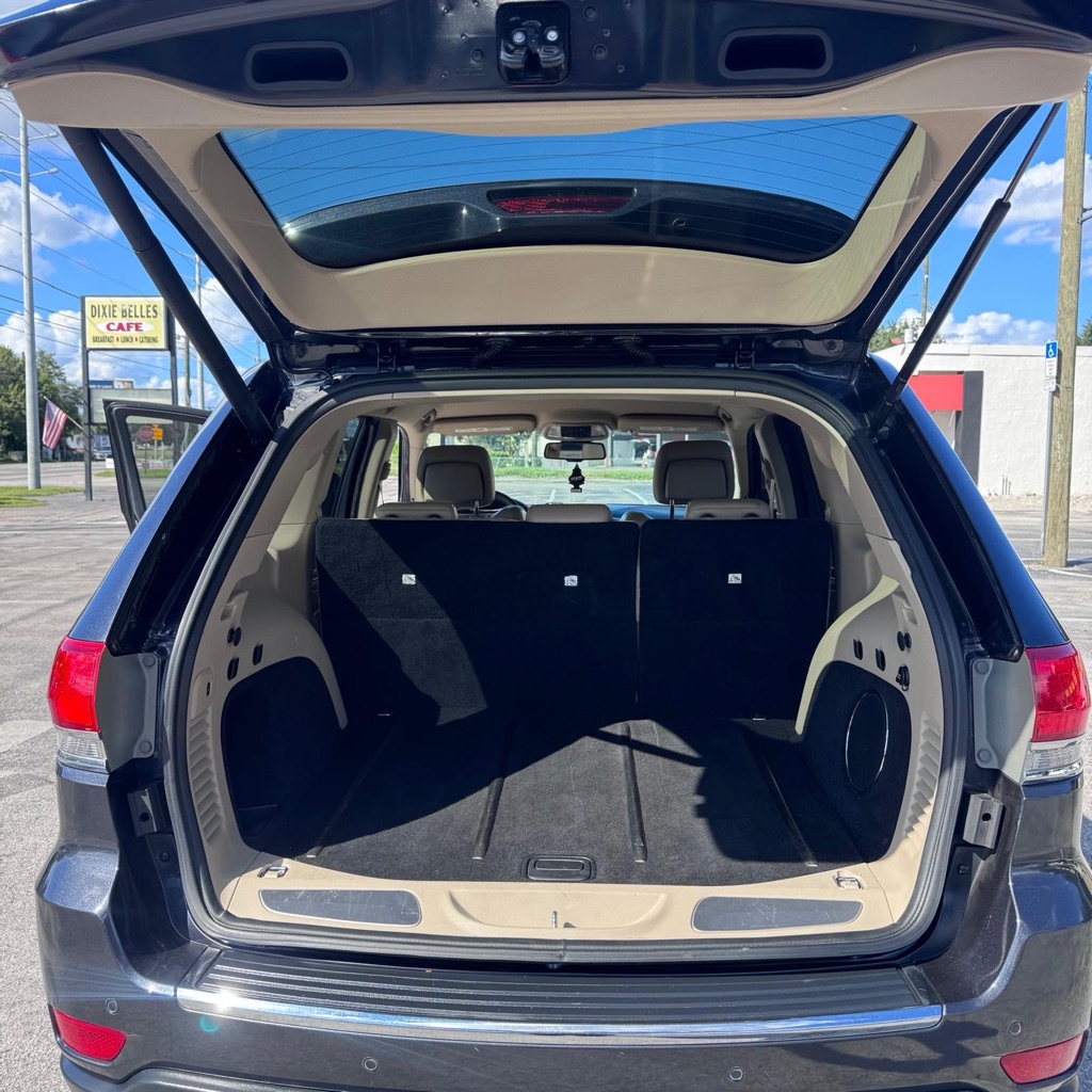 Photo 12 of this JEEP GRAND CHEROKEE