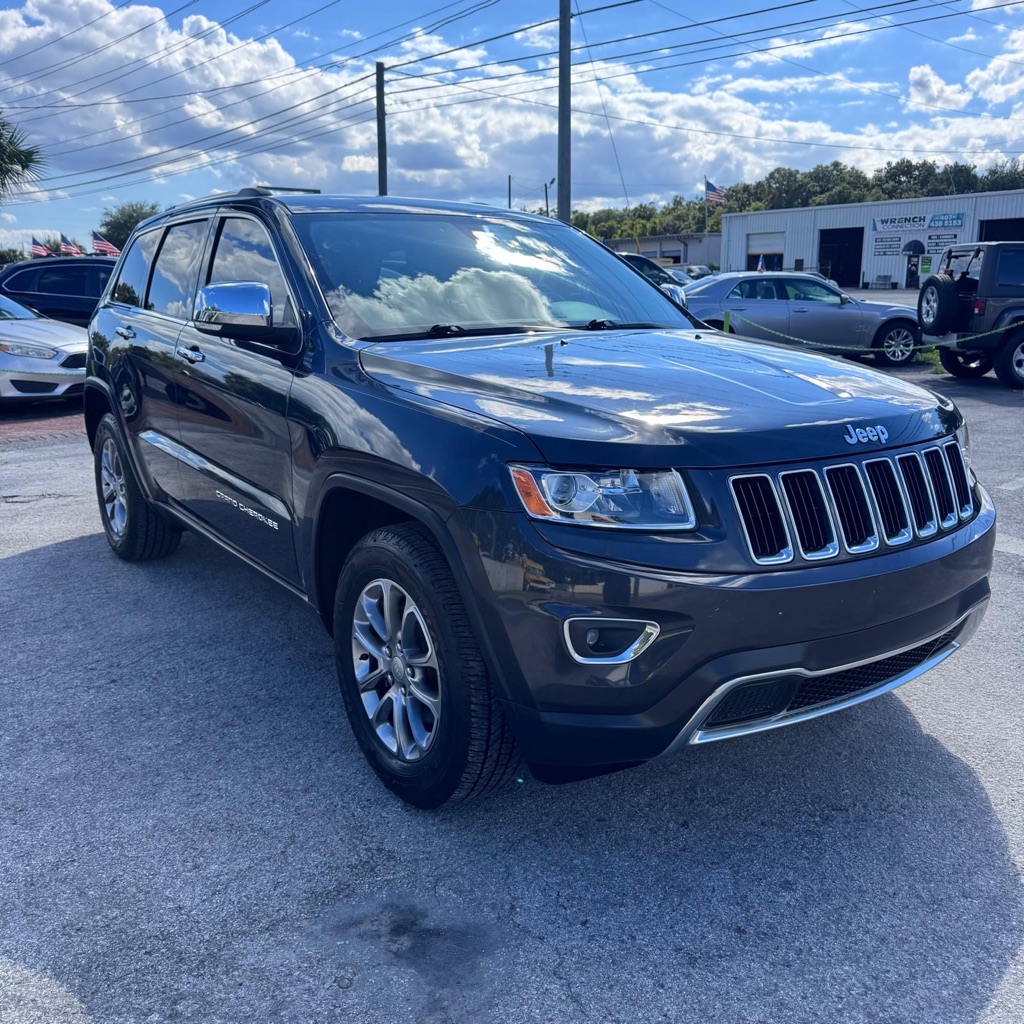 Photo 3 of this JEEP GRAND CHEROKEE