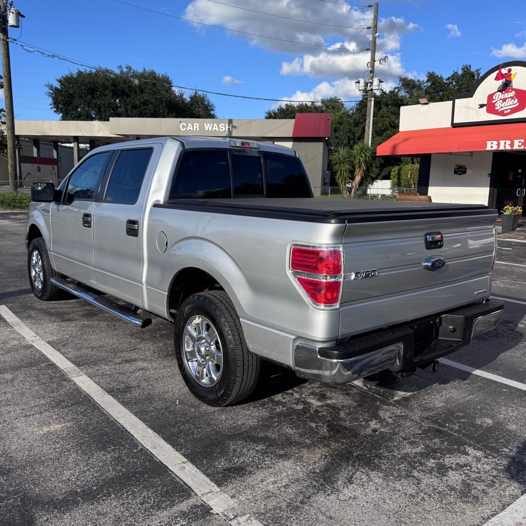 Photo 6 of this FORD F-150