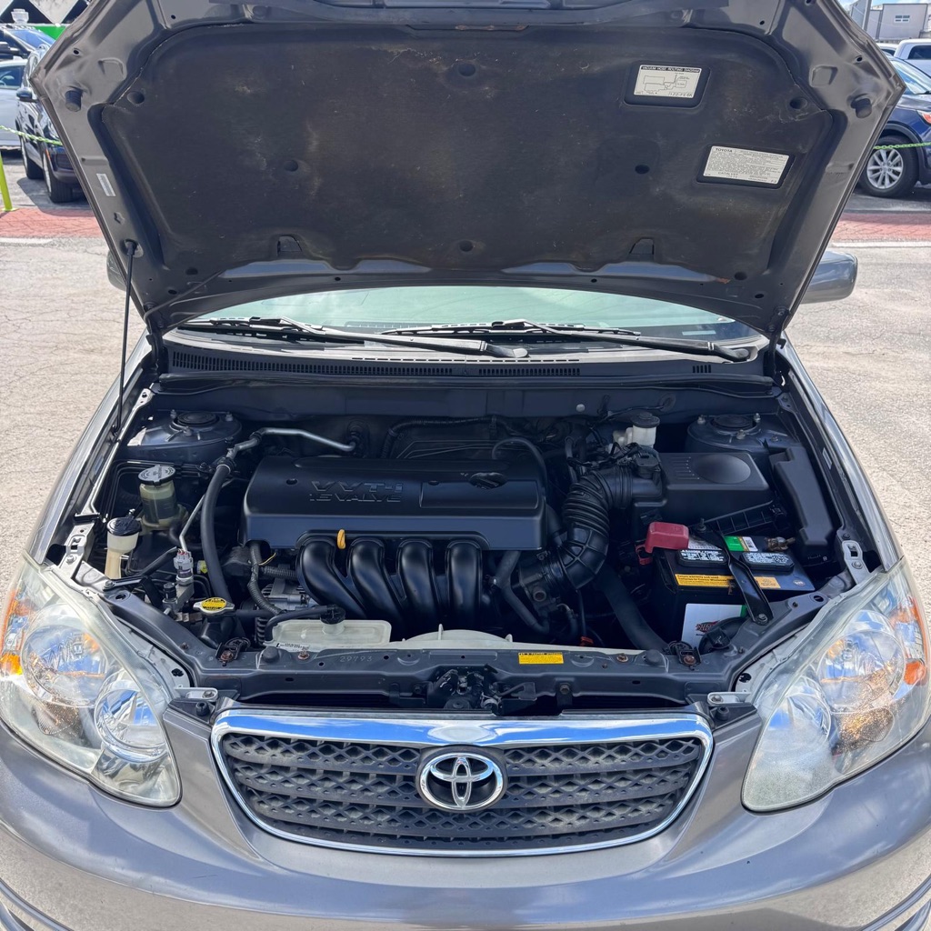 Photo 13 of this TOYOTA COROLLA