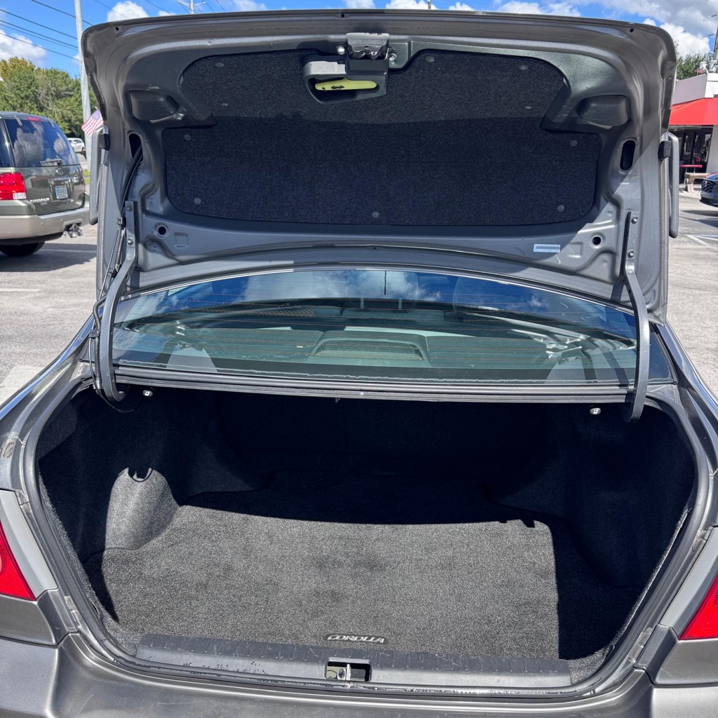 Photo 12 of this TOYOTA COROLLA