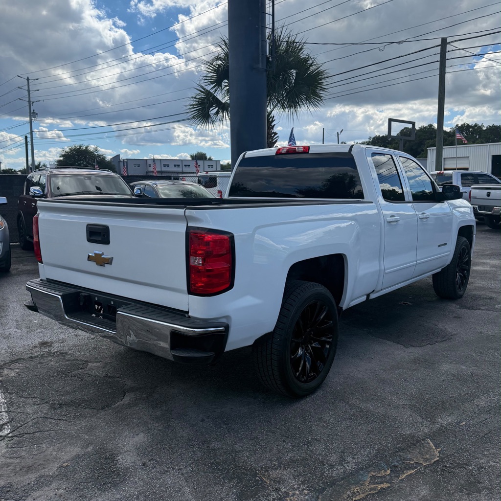 Photo 6 of this CHEVROLET SILVERADO 1500