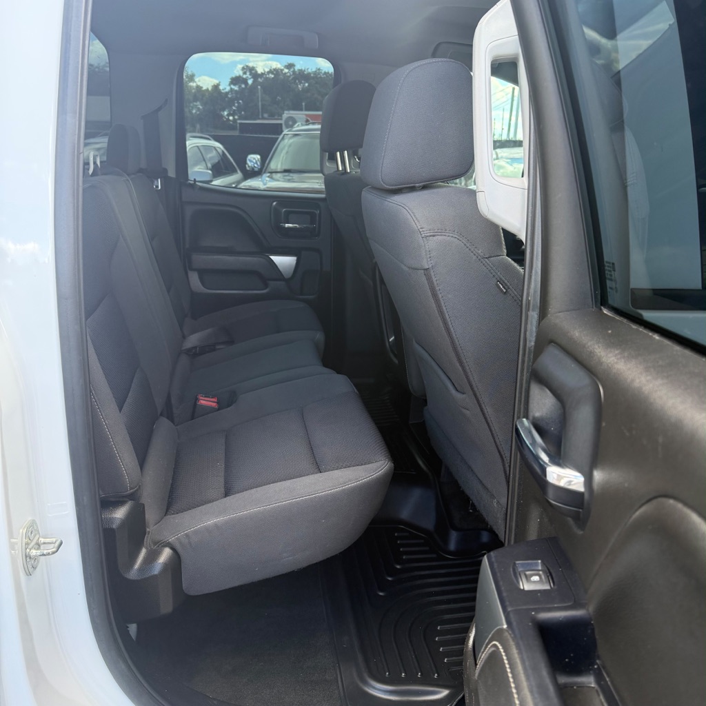 Photo 10 of this CHEVROLET SILVERADO 1500