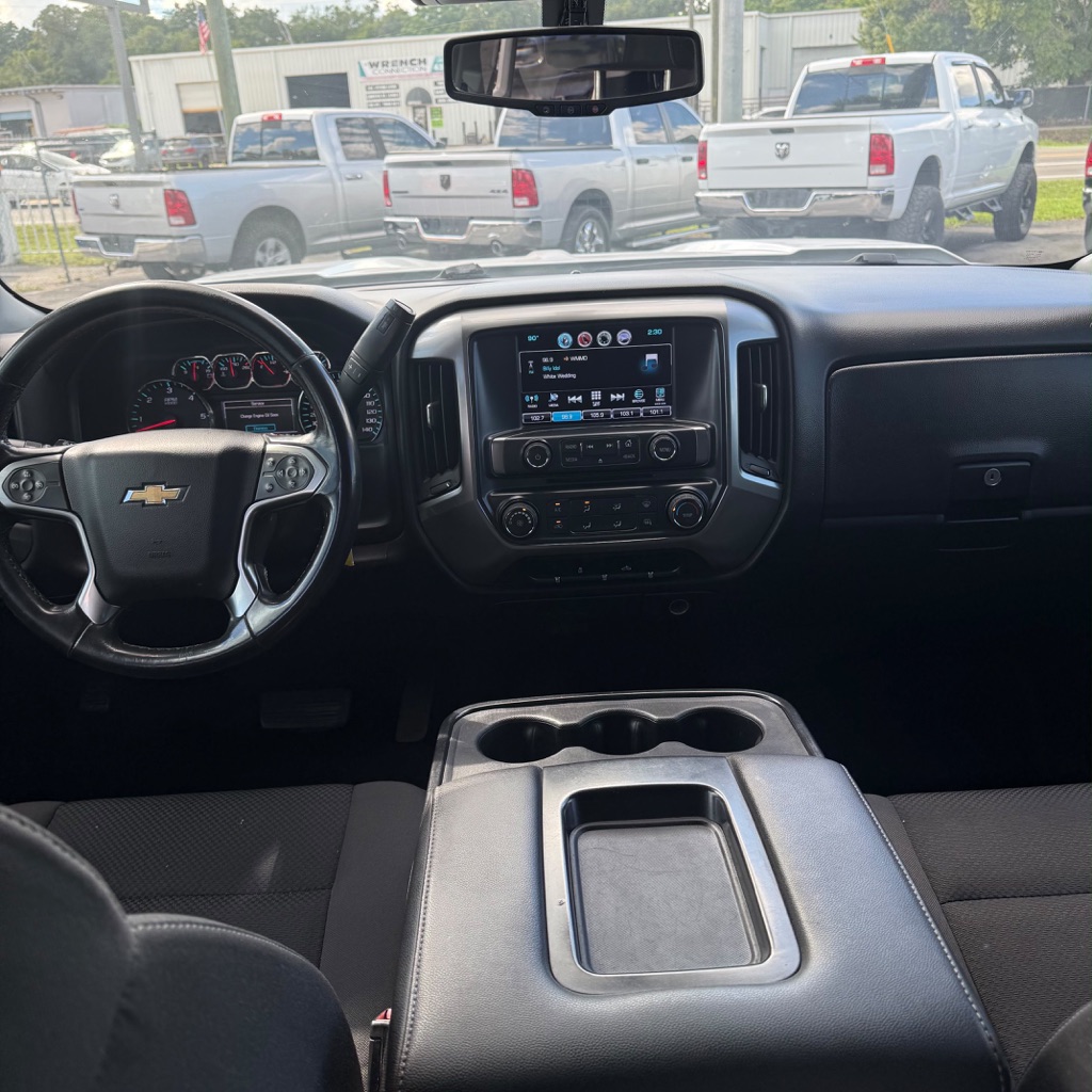 Photo 11 of this CHEVROLET SILVERADO 1500