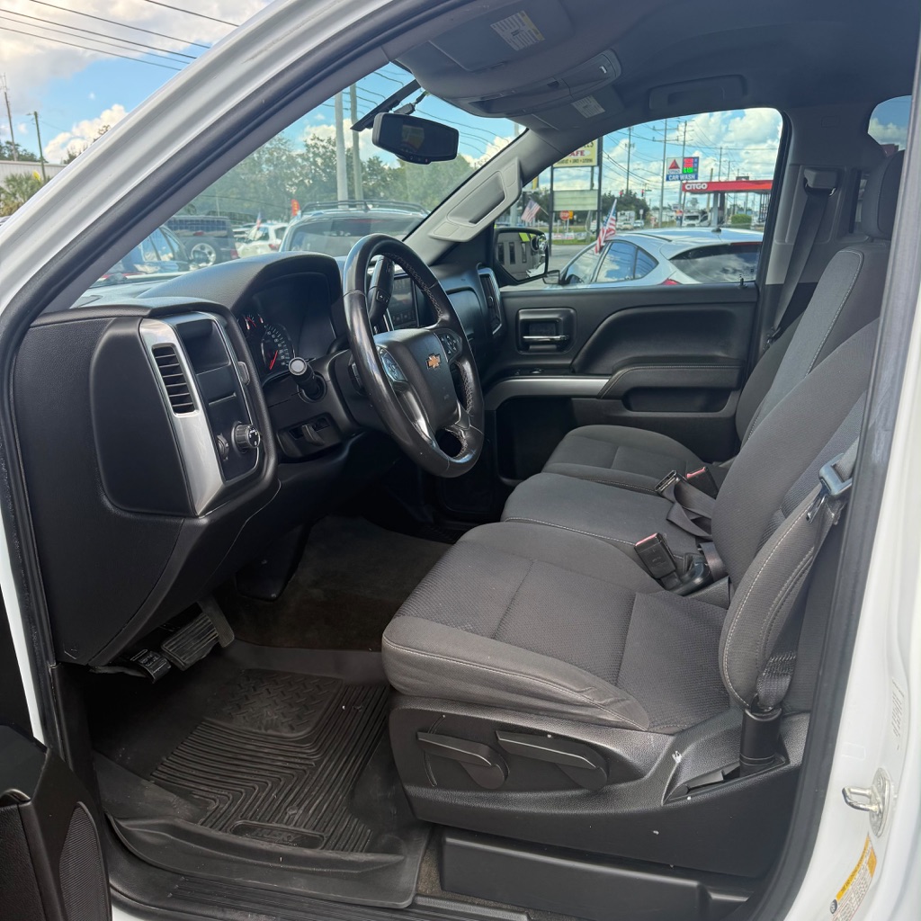 Photo 7 of this CHEVROLET SILVERADO 1500