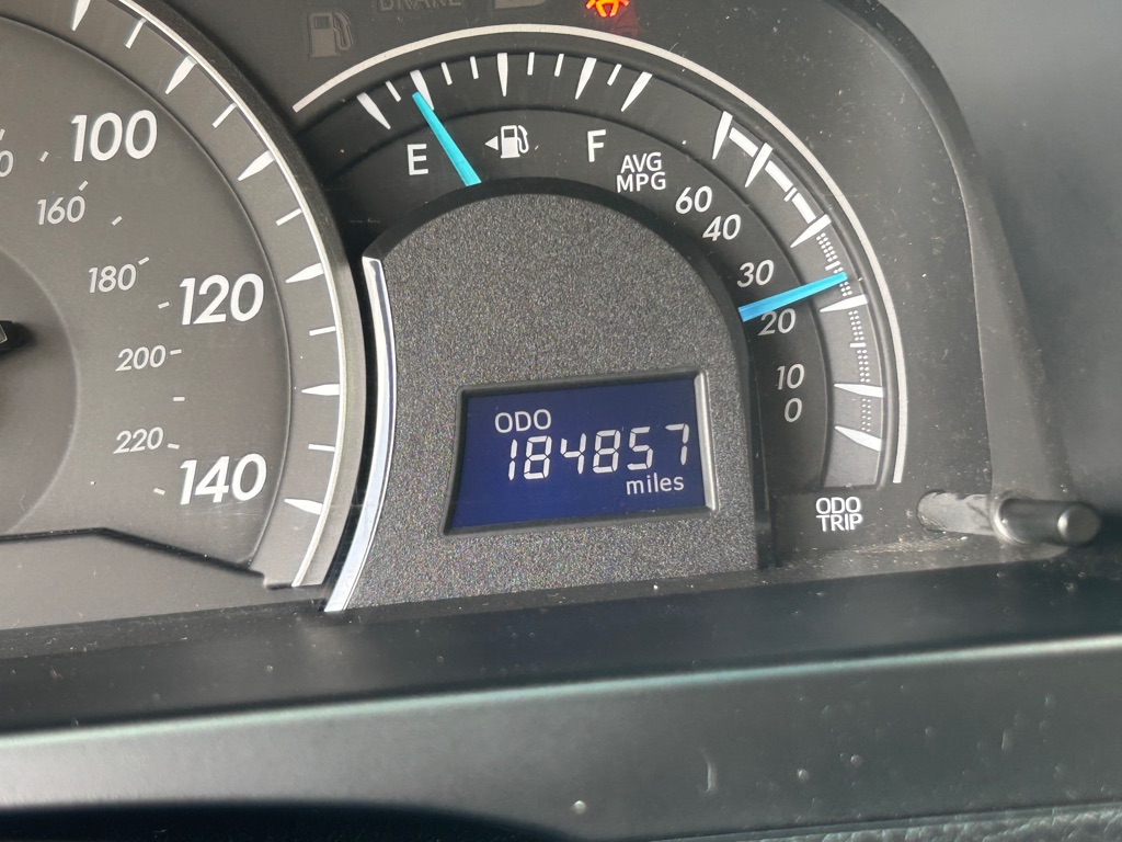 Photo 27 of this TOYOTA CAMRY