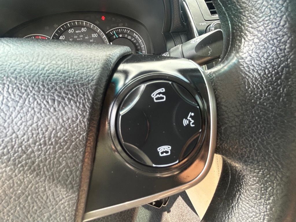 Photo 25 of this TOYOTA CAMRY