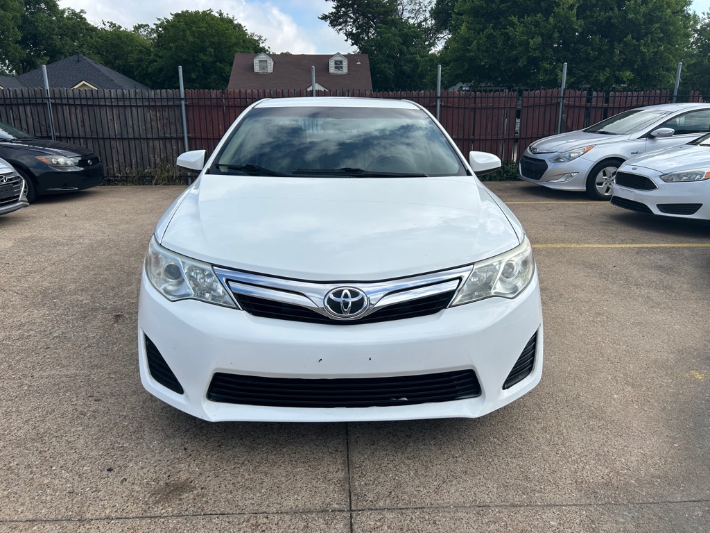 Photo 2 of this TOYOTA CAMRY