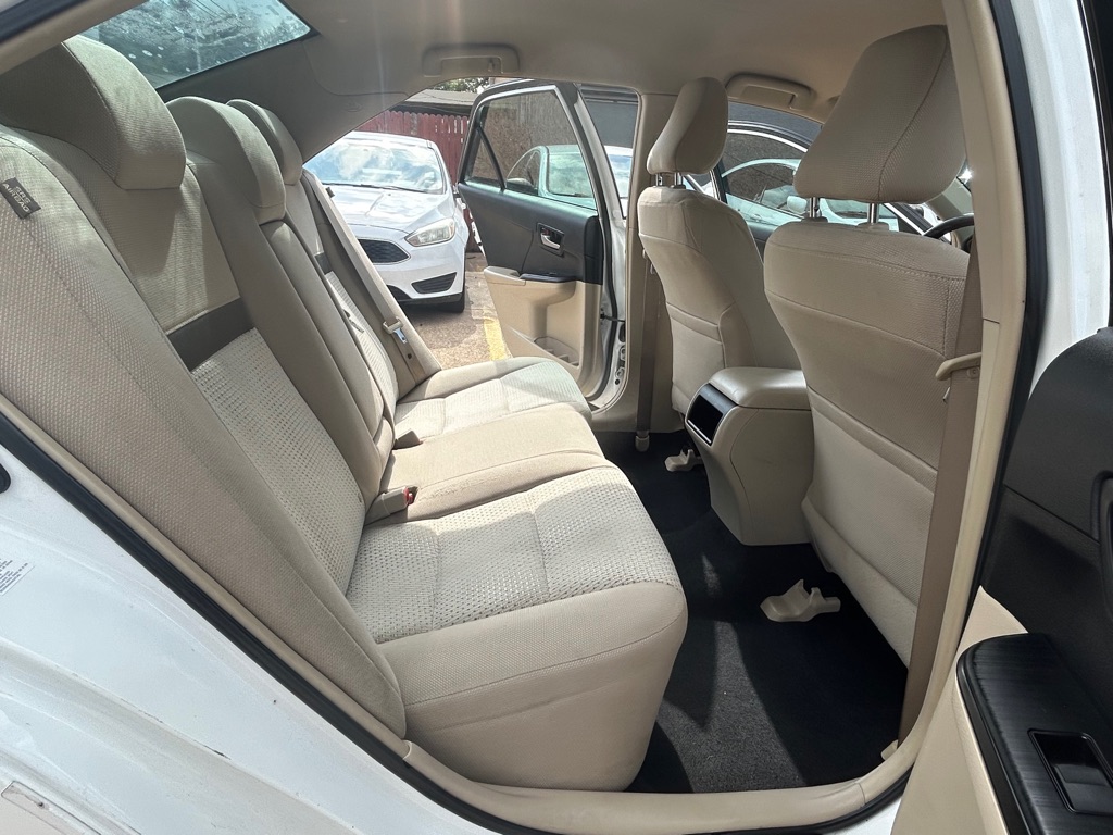 Photo 18 of this TOYOTA CAMRY