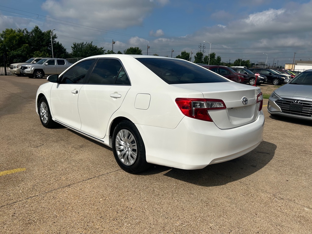 Photo 4 of this TOYOTA CAMRY