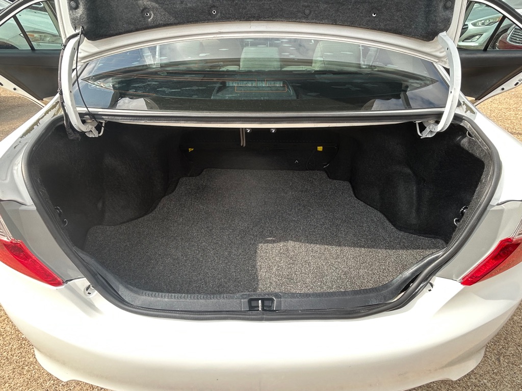 Photo 17 of this TOYOTA CAMRY